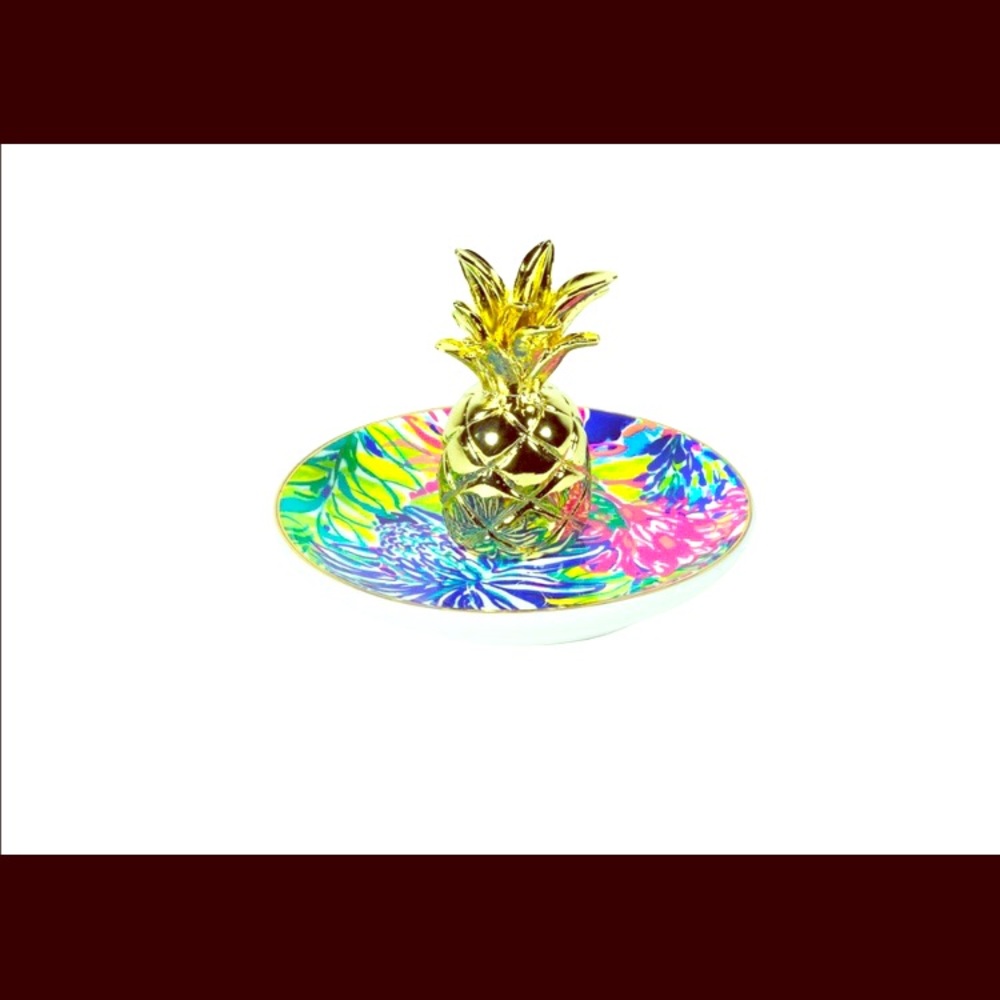 Lilly Pulitzer jewelry holder ✨
